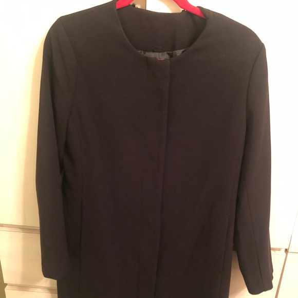 New Iman Black Coat w/ Gold Snap Closure and Black Lining - Picture 1 of 3